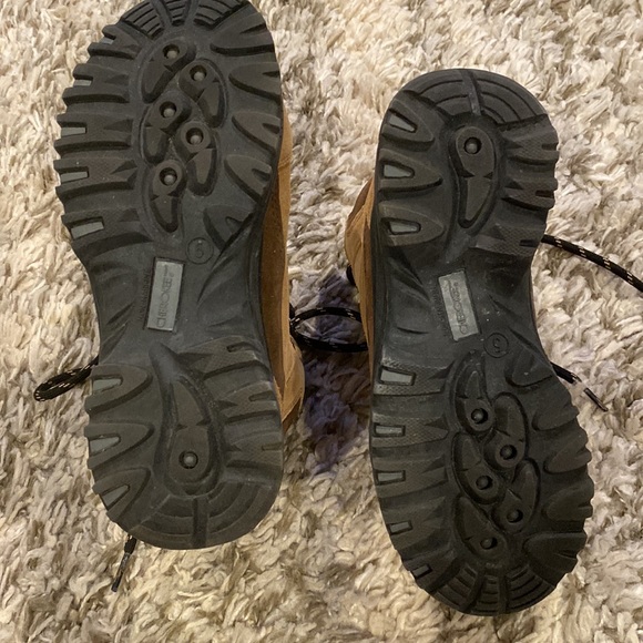 Cherokee brown hiking boot. Size 5 - Picture 11 of 11